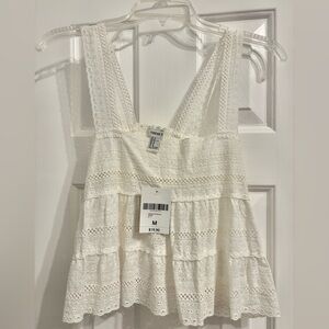 Forever 21 White Woven Lacy Sleeveless Women’s Blouse (US M)